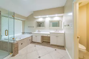 2231 Templeton Dr, Arlington, TX 76006 - Photo 14