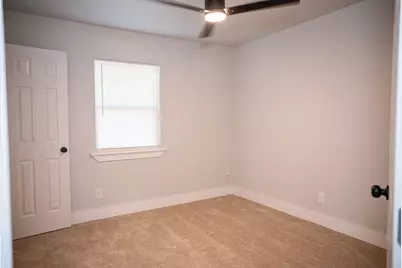 4006 June Drive, Dallas, TX 75211 - Photo 14