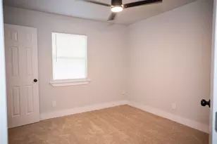 4006 June Dr, Dallas, TX 75211 - Photo 14