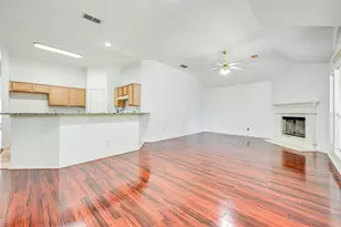 700 N Emma Dr, Arlington, TX 76002 - Photo 6