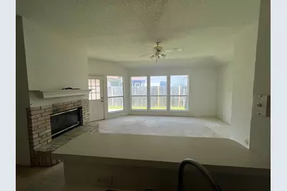 3141 Twisted Vine Lane, Grand Prairie, TX 75052 - Photo 6