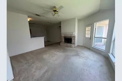 3141 Twisted Vine Lane, Grand Prairie, TX 75052 - Photo 4