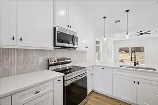 3058 Hardy St, Fort Worth, TX 76106 - Photo 10