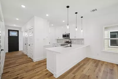 3058 Hardy Street, Fort Worth, TX 76106 - Photo 2