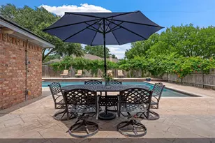 9406 Wildflower Dr, Woodway, TX 76712 - Photo 30