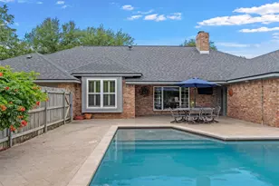 9406 Wildflower Dr, Woodway, TX 76712 - Photo 36