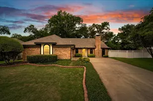 5305 Deep Canyon Dr, Garland, TX 75043 - Photo 2