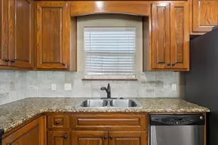 744 N Old Robinson Rd, Robinson, TX 76706 - Photo 10