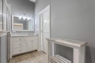 744 N Old Robinson Road, Robinson, TX 76706 - Photo 14