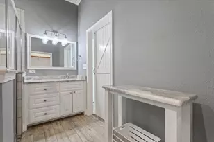 744 N Old Robinson Rd, Robinson, TX 76706 - Photo 14