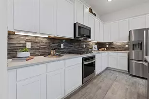 9125 Harrisburg Dr, Fort Worth, TX 76036 - Photo 8