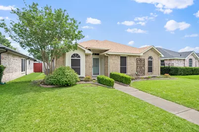 2124 Emerald Oaks, Mesquite, TX 75181 - Photo 2