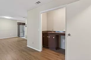 4202 Indian Creek Ct, Granbury, TX 76049 - Photo 12