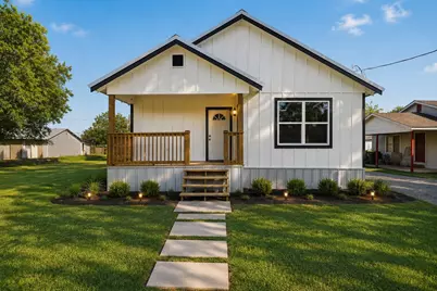 204 S Anderson Street, Bremond, TX 76629 - Photo 1