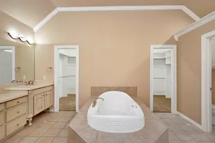 7301 Stallion St, Denton, TX 76208 - Photo 18