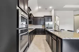 2927 Lakefield Dr, Little Elm, TX 75068 - Photo 8