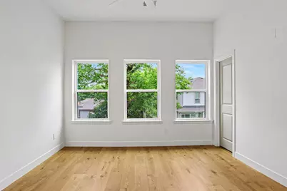 2220 Bombay Avenue, Dallas, TX 75235 - Photo 12