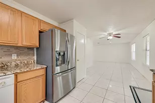 1412 Santa Elena Plaza, Dallas, TX 75211 - Photo 10