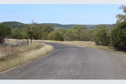 975 N. Lakeview Dr, Palo Pinto, TX 76484 - Photo 1