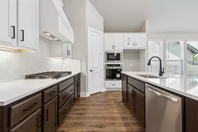 4709 Tippett Drive, McKinney, TX 75071 - Photo 2