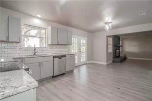 7305 Woodbridge Dr, Forest Hill, TX 76140 - Photo 12