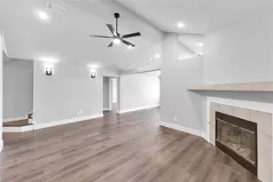 416 Cross Cut Dr, Arlington, TX 76018 - Photo 6