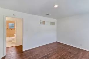 2848 Beasley Dr, Garland, TX 75041 - Photo 2