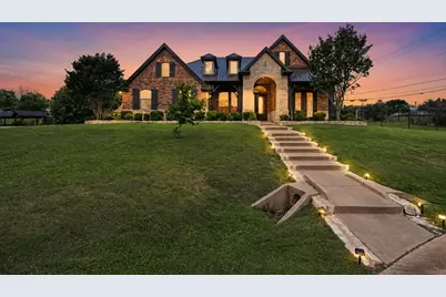 102 W Carruth Lane, Double Oak, TX 75077 - Photo 1