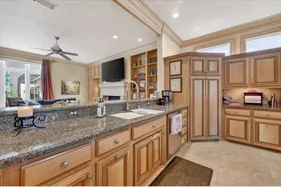 4627 Collinwood Avenue, Fort Worth, TX 76107 - Photo 12