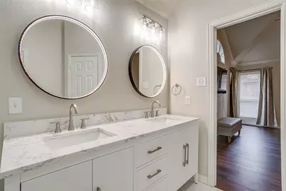 1936 Canterbury Drive, Bedford, TX 76021 - Photo 10