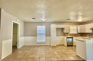 5617 Espanola Dr, Arlington, TX 76017 - Photo 8