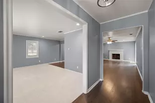 9923 Knoll Krest Dr, Dallas, TX 75238 - Photo 6