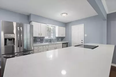 9923 Knoll Krest Drive, Dallas, TX 75238 - Photo 12