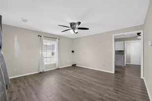 1914 Stanford St, Greenville, TX 75401 - Photo 10