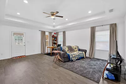 4552 Corregidor Street, Dallas, TX 75216 - Photo 6