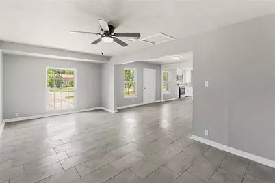 1010 E Lovers Lane, Arlington, TX 76010 - Photo 4
