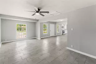 1010 E Lovers Ln, Arlington, TX 76010 - Photo 4