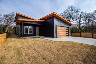124 Aztec Dr, Mabank, TX 75156 - Photo 1