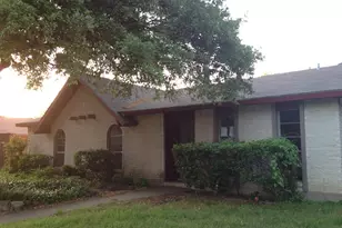 1425 Natchez Dr, Plano, TX 75023 - Photo 2