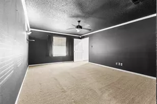 4108 Cypress Springs Dr, Arlington, TX 76001 - Photo 22