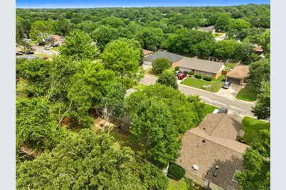 4108 Cypress Springs Drive, Arlington, TX 76001 - Photo 30