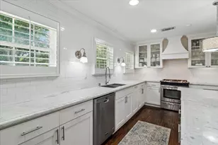 9836 Gooding Dr, Dallas, TX 75220 - Photo 14
