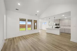 9116 Kansas Pacific Dr, Fort Worth, TX 76036 - Photo 10