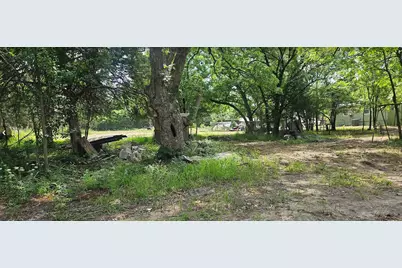 837 W Gross Street, Mesquite, TX 75149 - Photo 2