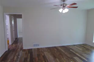 2714 Country Club Pkwy, Garland, TX 75043 - Photo 14