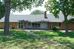 2714 Country Club Pkwy, Garland, TX 75043 - Photo 24
