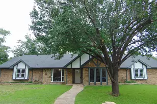 2714 Country Club Pkwy, Garland, TX 75043 - Photo 16