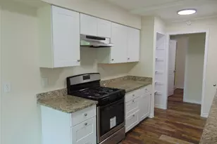 2714 Country Club Pkwy, Garland, TX 75043 - Photo 12