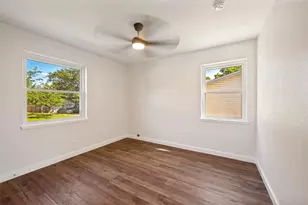 321 Holder Dr, Hurst, TX 76053 - Photo 8