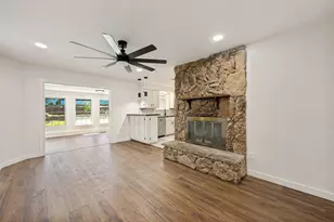 321 Holder Dr, Hurst, TX 76053 - Photo 4